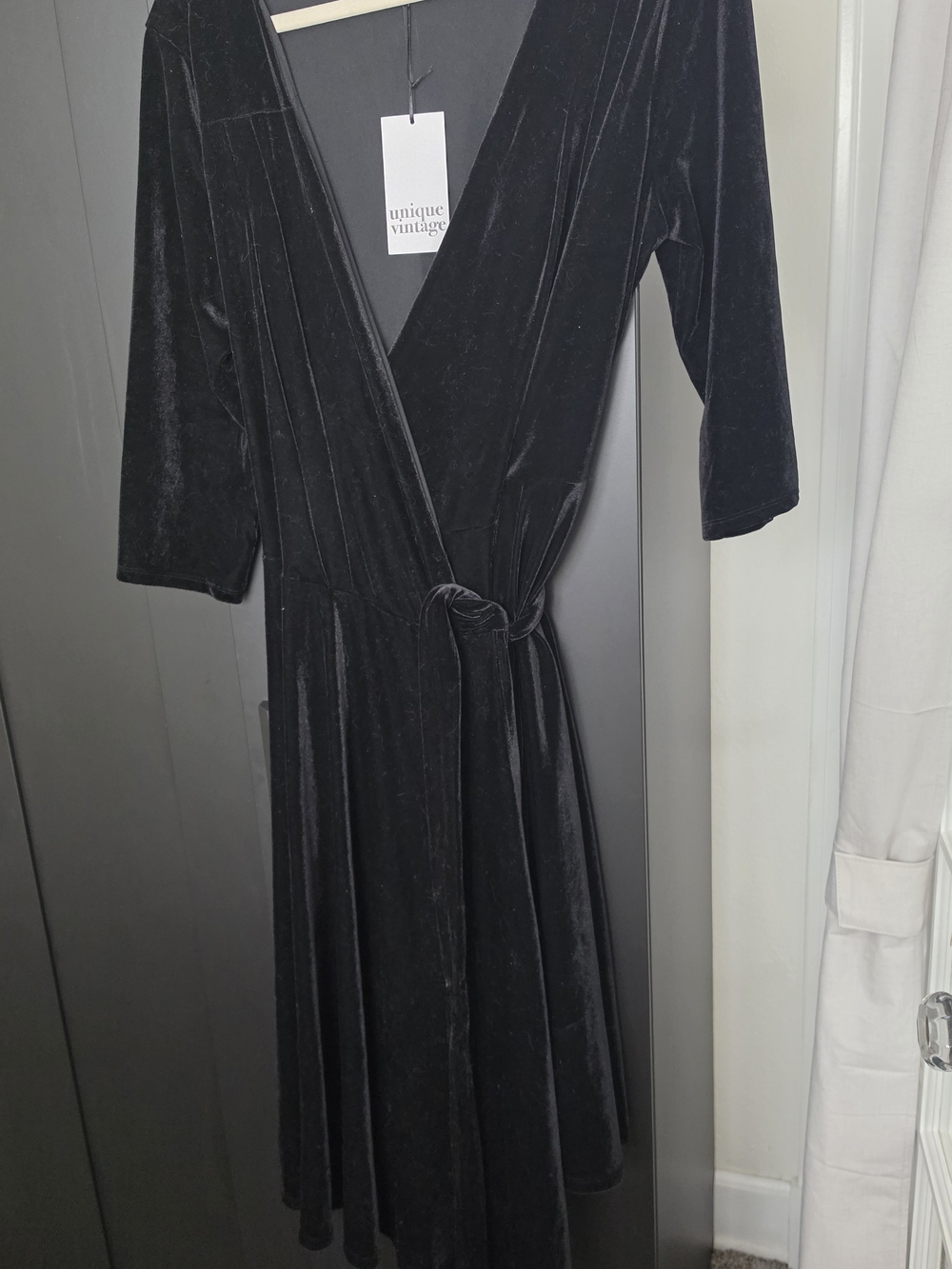 Unique Vintage Black Velvet Wrap Dress. New With Tags 1X